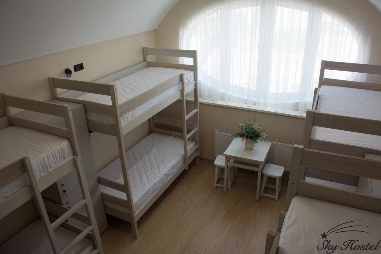 Sky Hostel Kiev Buitenkant foto
