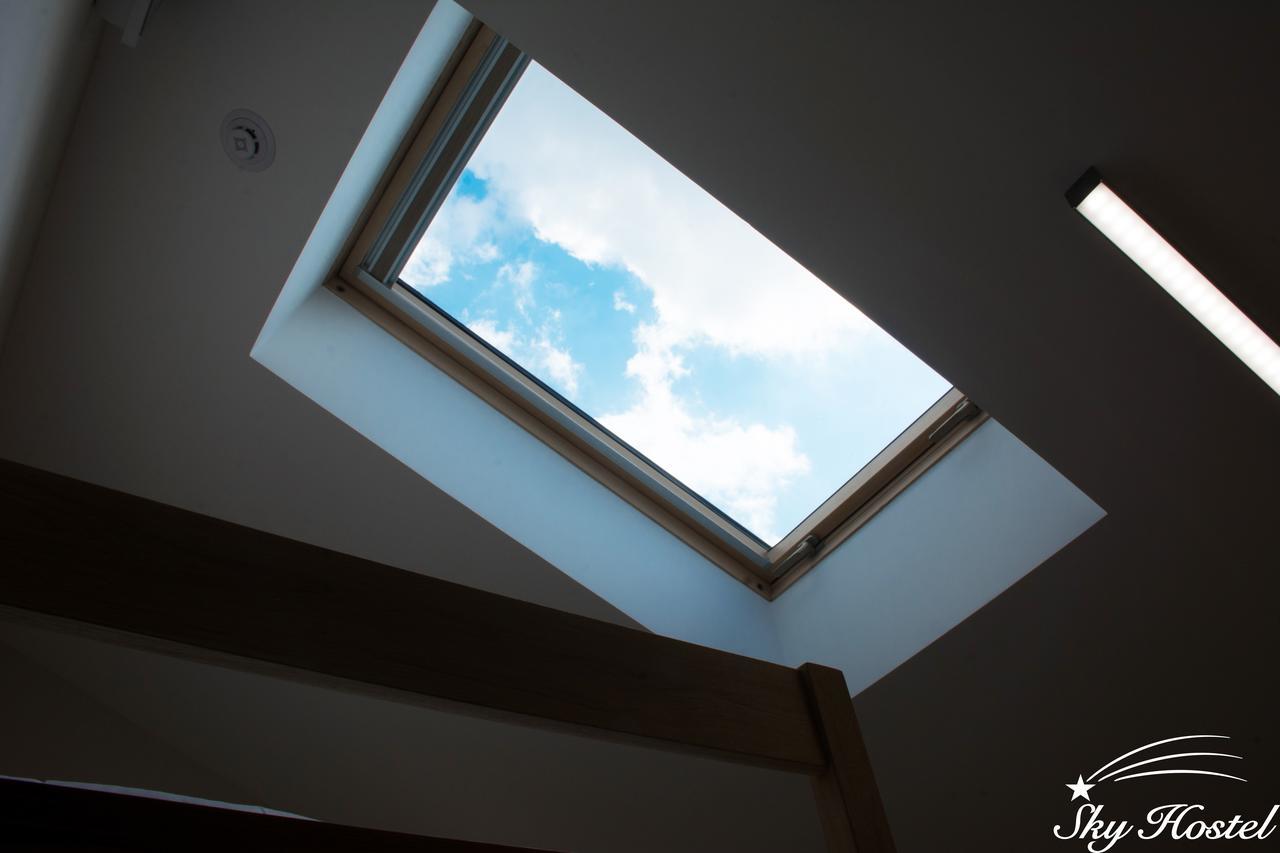 Sky Hostel Kiev Buitenkant foto