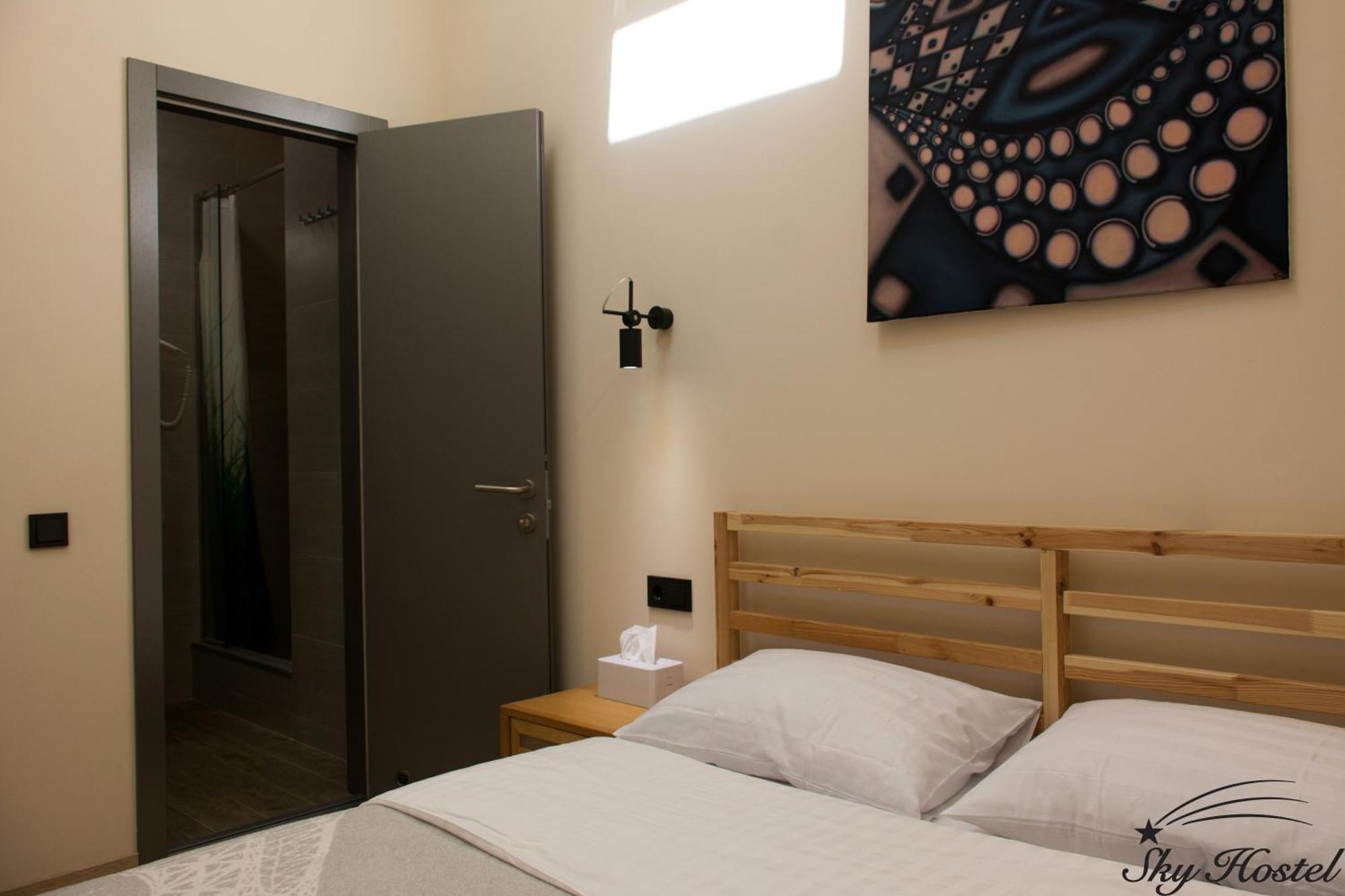 Sky Hostel Kiev Buitenkant foto
